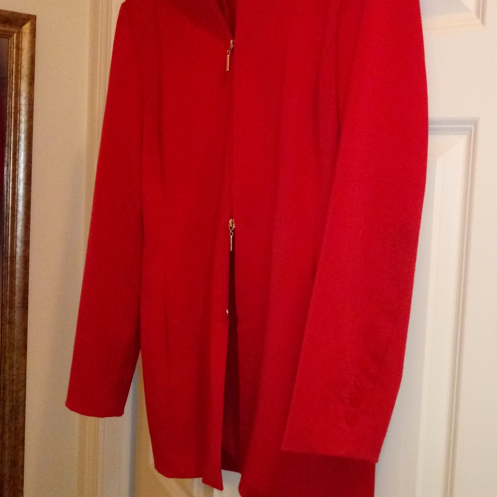 Red blazer - Picture 3 of 4